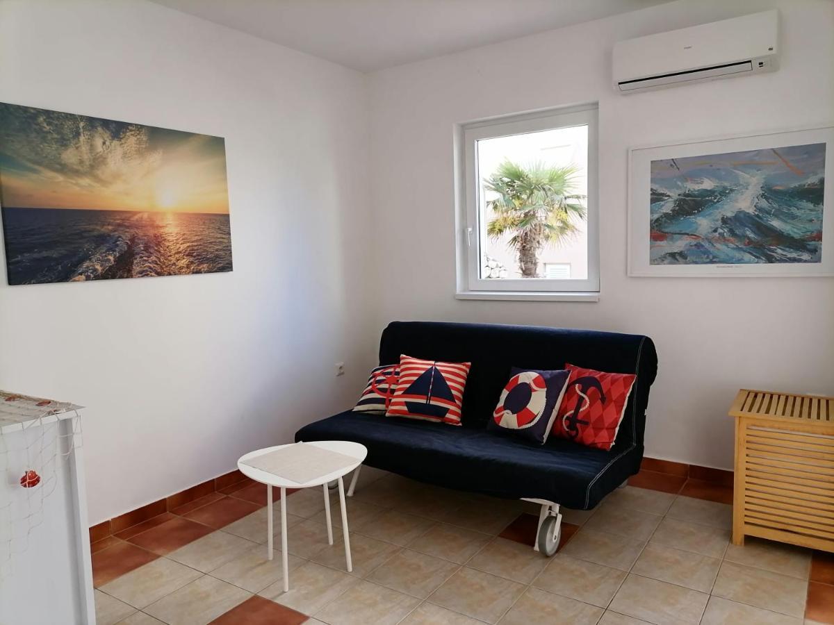 Apartment Nano-Maris Novalja Extérieur photo